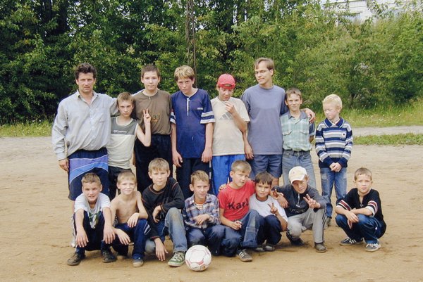 Soccer players in Petrozavodsk 2003